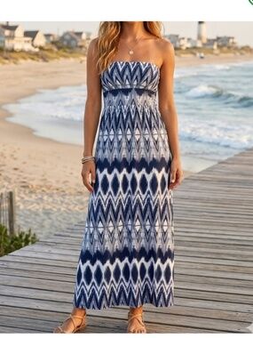 Emerald Sundae Blue And White Long Dress Size Large